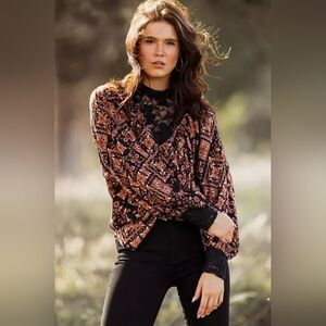 Crinkle Metallic Mock Neck Boho Blouse Lace Keyhole Top Medium Holiday Sparkle
